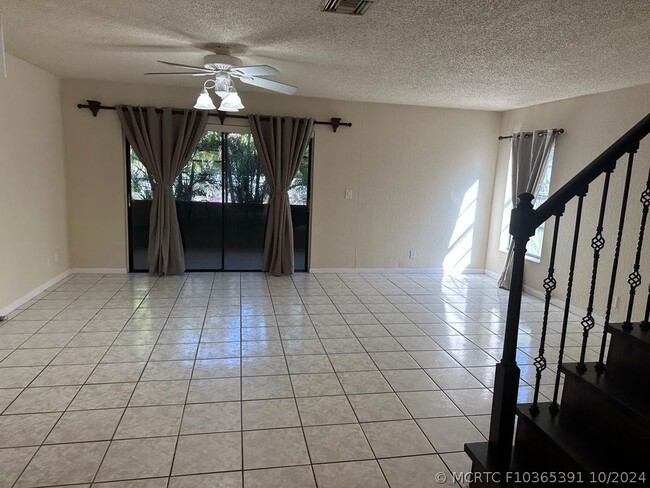 Photo - 11001 Royal Palm Blvd