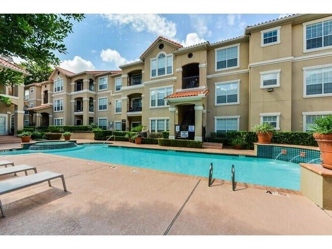 3231 Allen Pkwy Unidad 6307