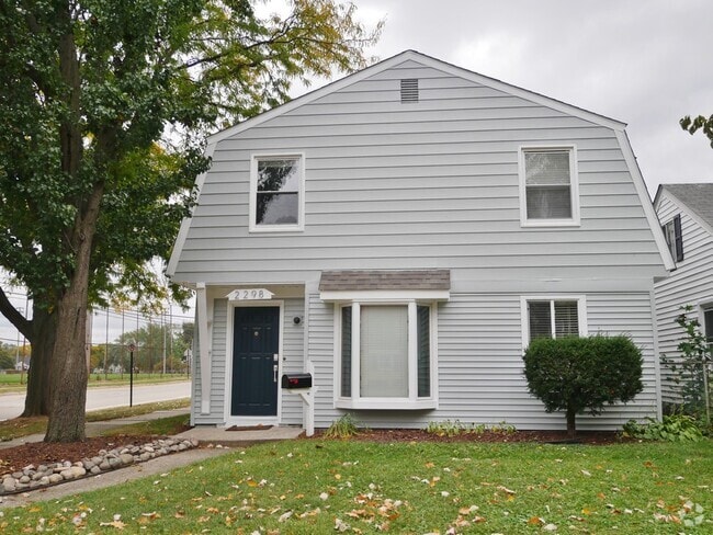 Building Photo - 2298 Browning St Rental