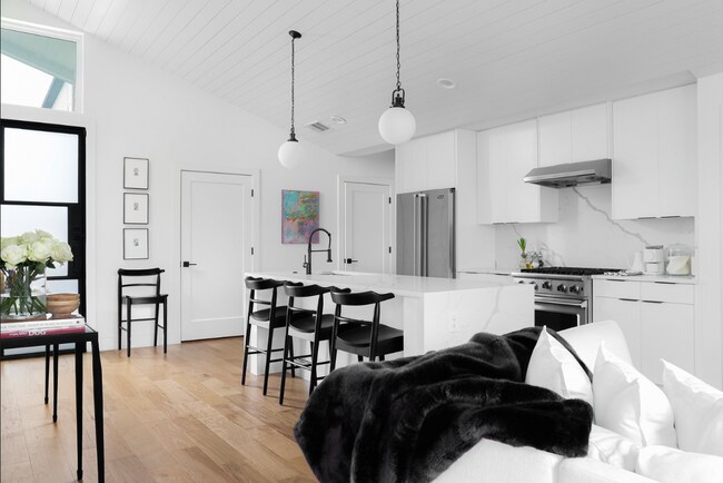 Photo - 5603 Samuel Huston Ave