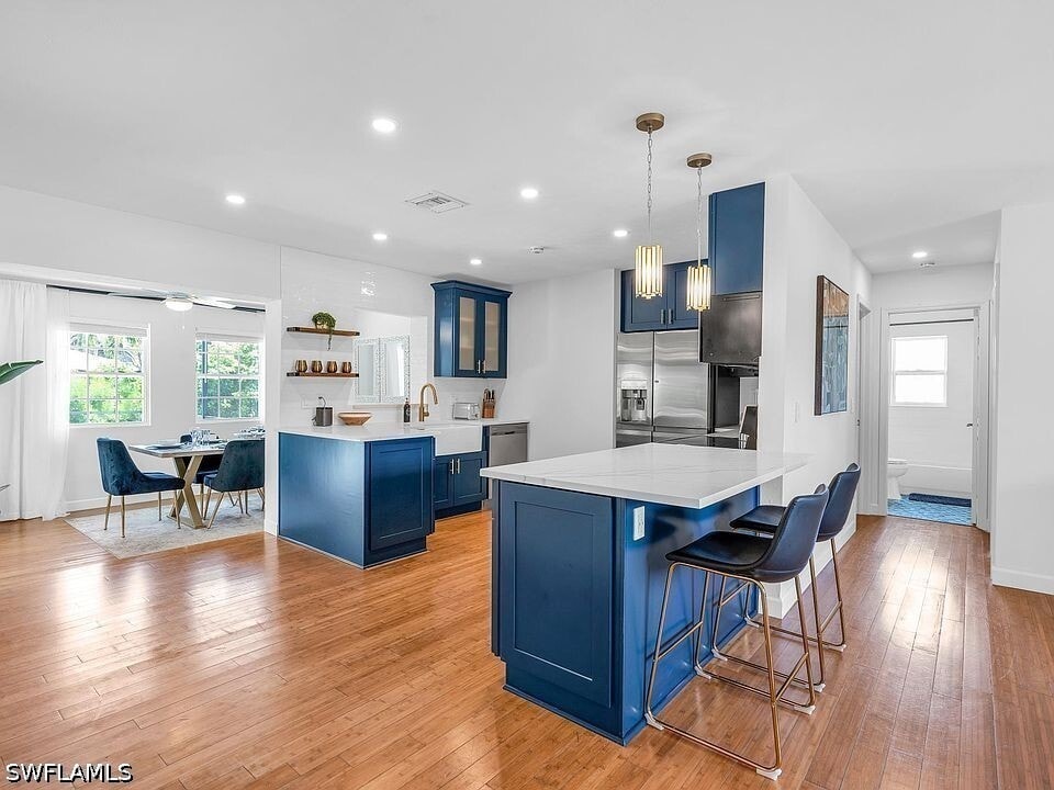 Photo - 250 Willowick Dr