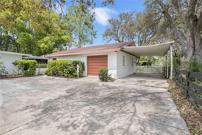 8225 E Hwy 25