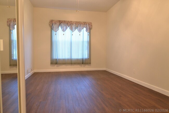 Photo - 705 SW Munjack Cir