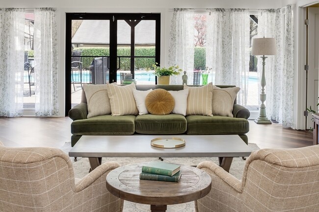 Pelham Place North