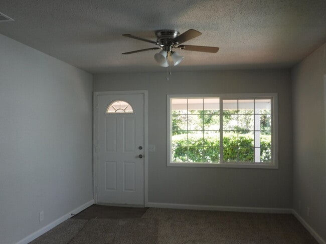 Photo - Charming Home In Central Location