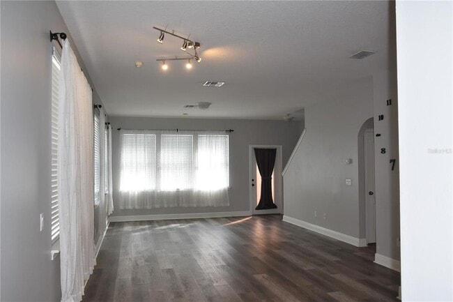 Photo - 12964 Emersondale Ave