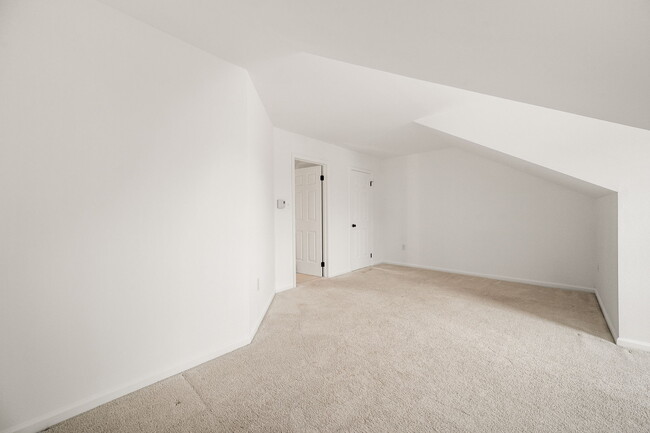 Photo - 302 Pinebrooke Cir Townhome