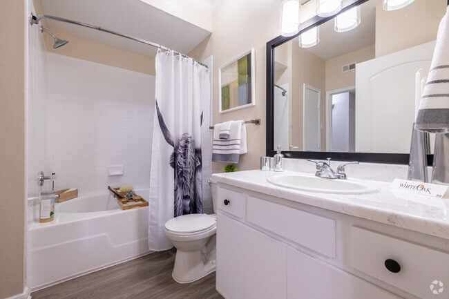2 habitaciones, 2 baños - 1025 pies cuadrados - Baño