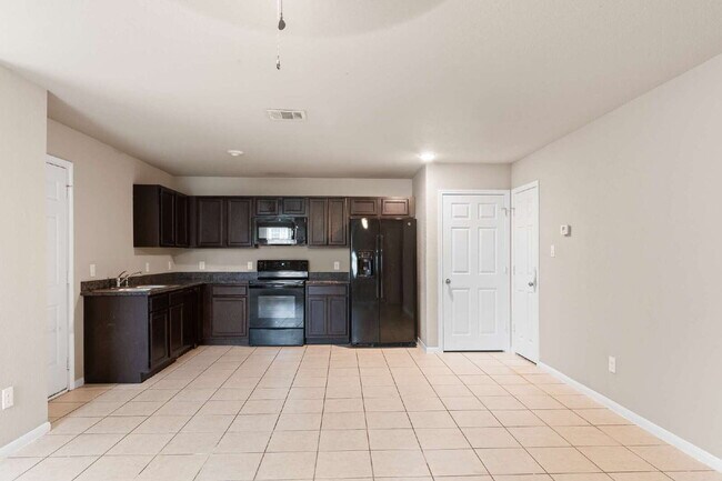 Photo - 16630 E Hammon