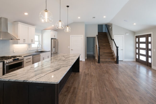 Photo - 308 SE 2nd St