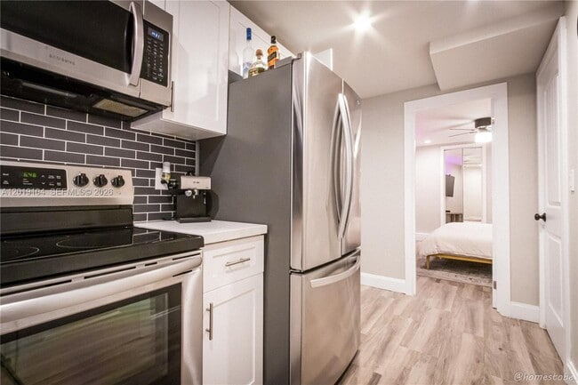 Photo - 227 SW 30th Ave Unit A