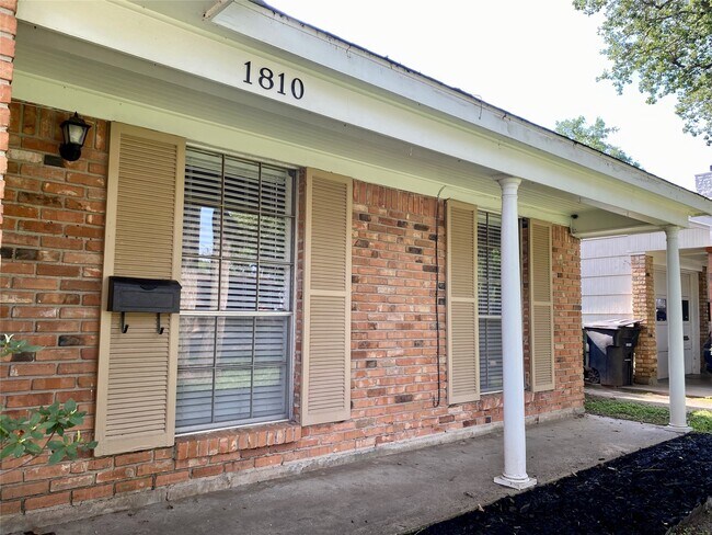 Photo - 1810 Mill Creek Dr