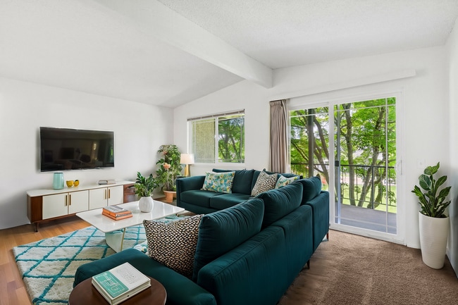 Rainier Garden One Bedroom
