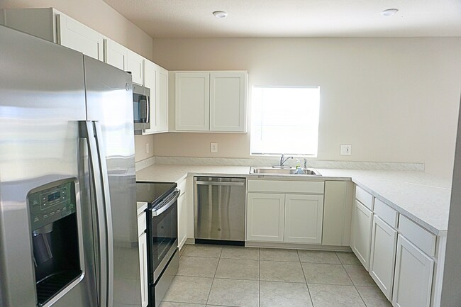 Photo - 606 Lychee Ln