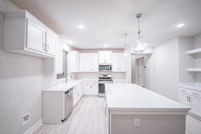 Photo - 5219 Birch Shadow Dr