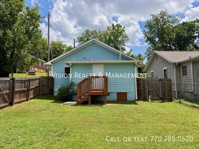 Photo - 374 Paines Ave NW