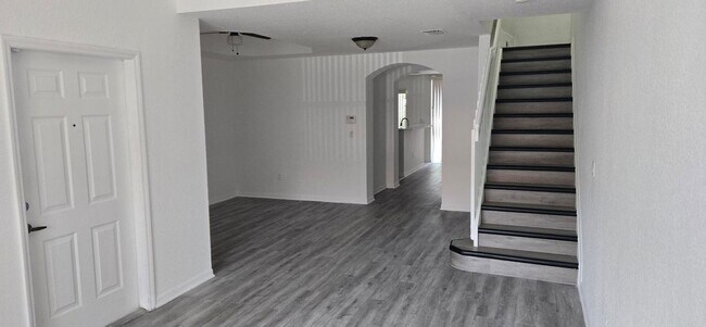 Photo - 4948 Leeward Ln Unit 3707