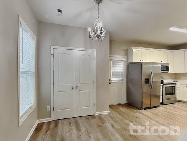 Photo - 1218 Azalea Dr