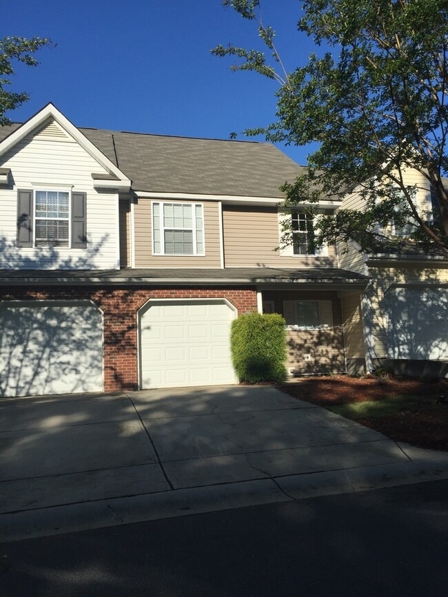 Building Photo - Exclusively Offered by Muse Realty, LLC