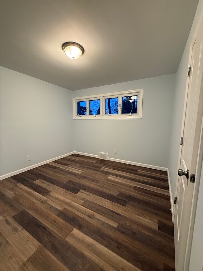 Photo - 130 Tunison Rd