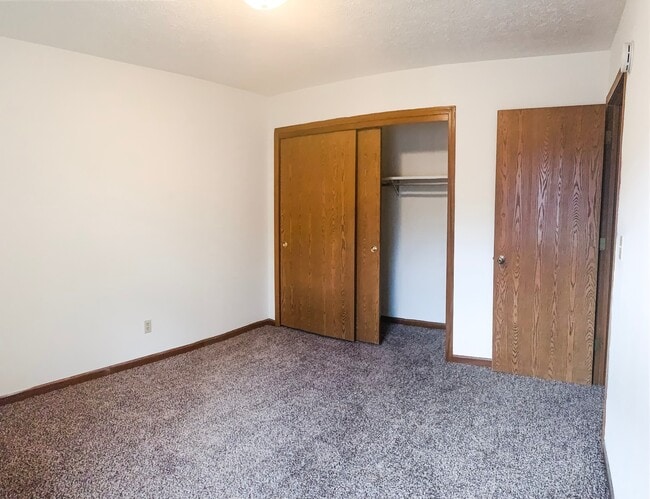 Vantage Pointe Apartments