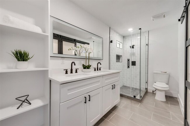 Photo - 15827 El Estado Dr