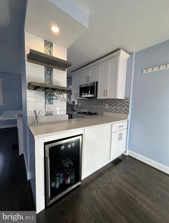 Photo - 2402 Mary Baldwin Dr