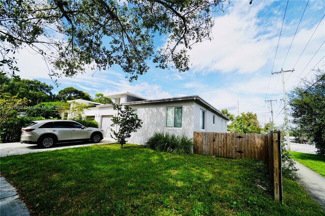 Photo - 1505 SW 27th Ct