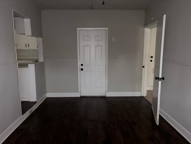 Photo - 6122 Glenhurst Dr