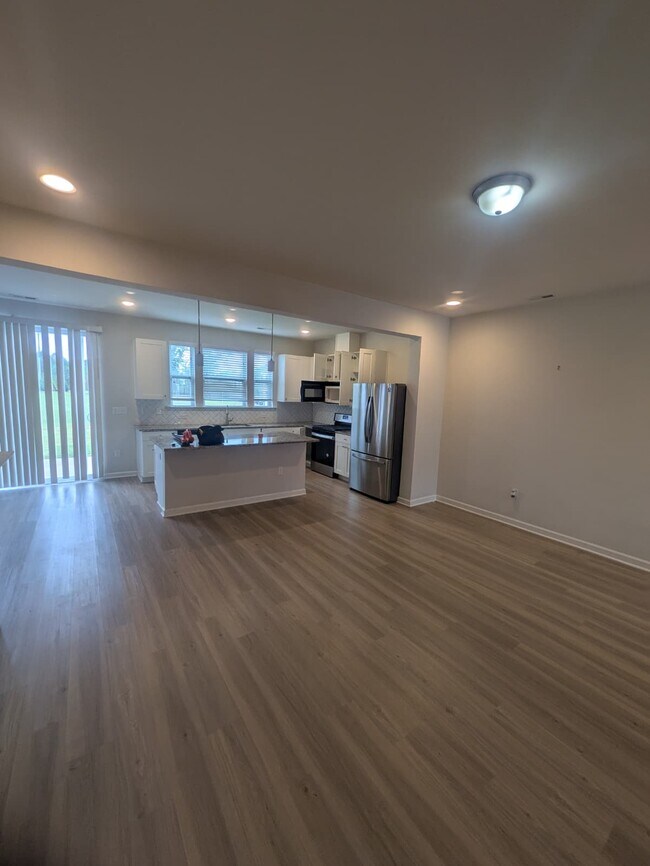 Photo - 784 Amarra Dr