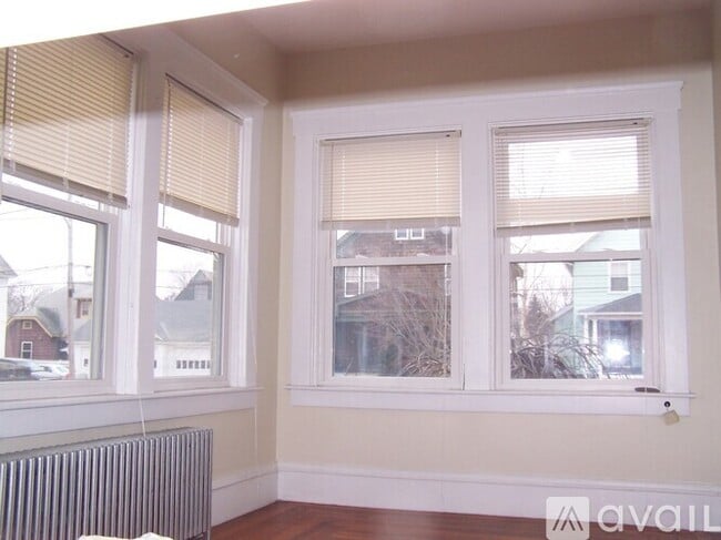 Photo - 80 Pawtuxet Ave Unit 80 Pawtuxet Ave. Cranston, RI