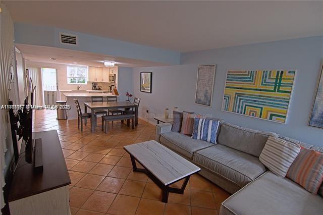 Building Photo - 1257 SW 46th Ave Unit 1805 Rental