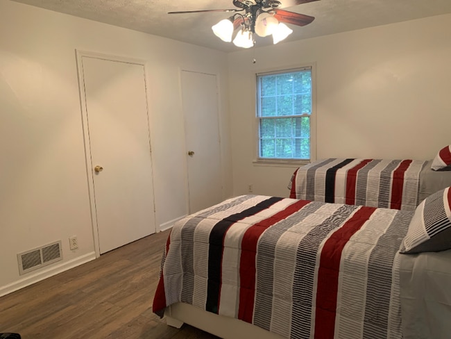 Photo - 4251 Mink Livsey Rd