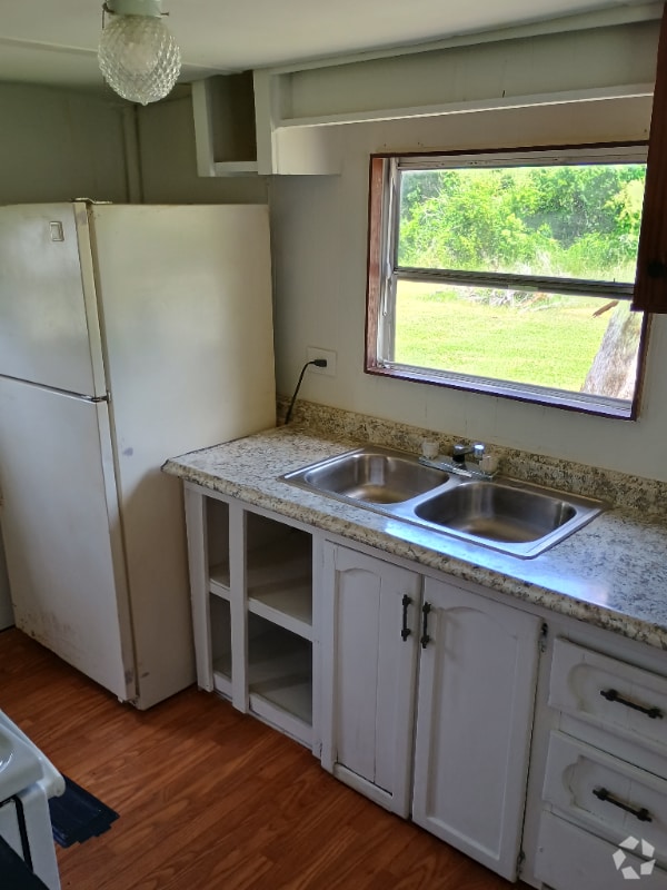 Building Photo - 140 NW Deer Run Gln Rental