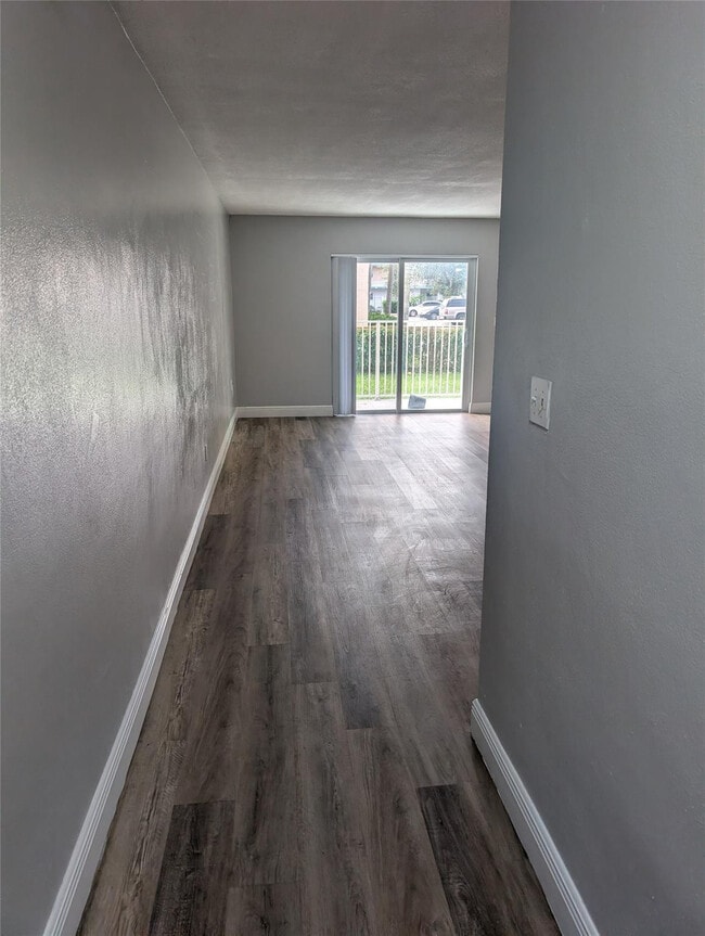 Photo - 5820 NW 17th Pl Unit 112