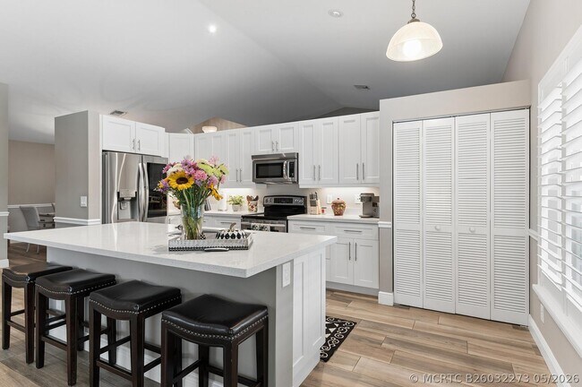 8658 Vista Greens Ct