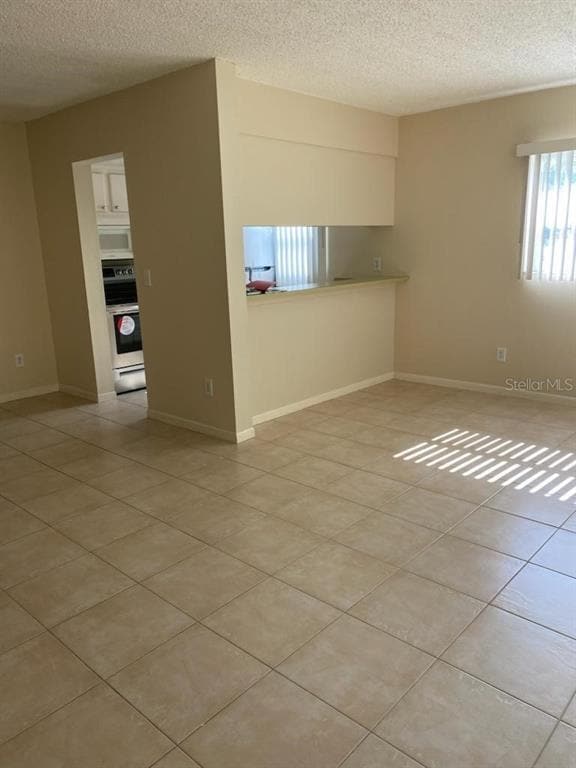 Photo - 2525 W Bay Dr Unidad A16