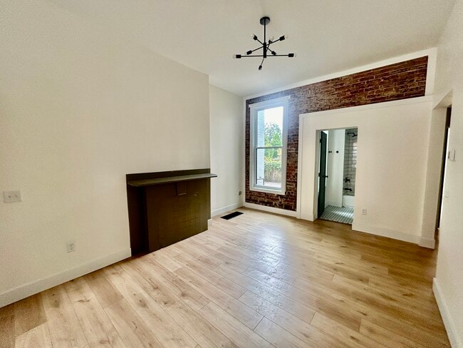 Photo - 2016 Forbes Ave Unit 101