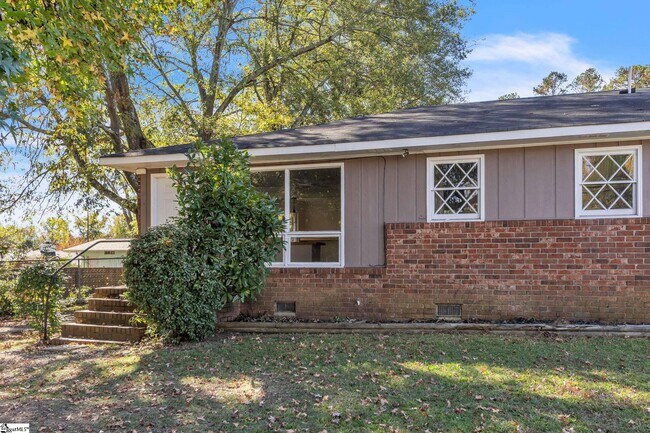 Photo - 10 Cherokee Dr