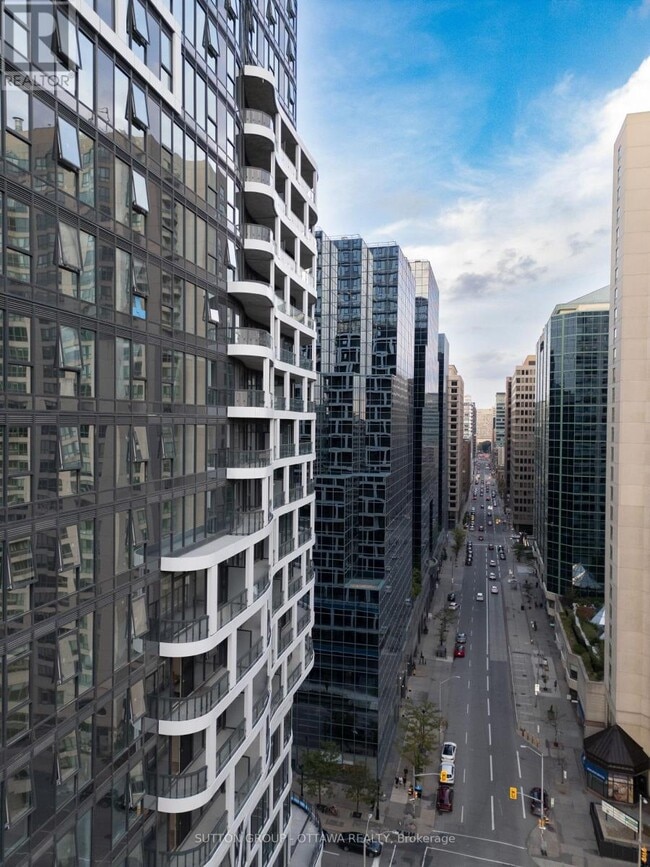 Photo - 400 Albert St Unit 1402