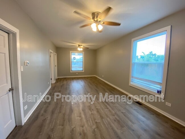 Photo - 90 28th St Unit 1