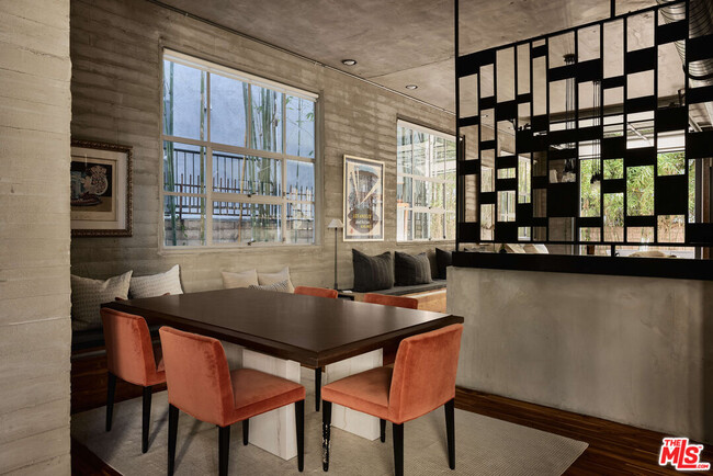 Photo - 710 Orlando Ave Unidad 103