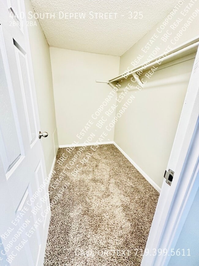 Photo - 440 S Depew St Unidad 325