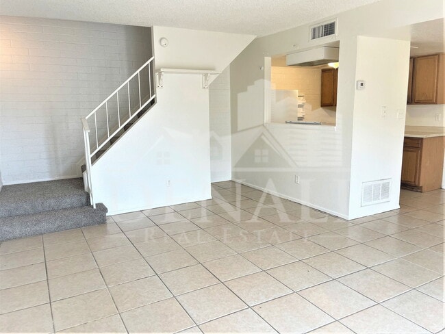 Photo - 4441 E Wood St