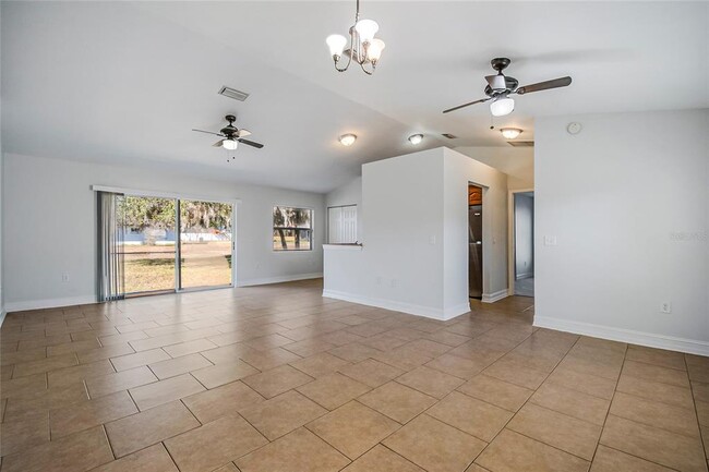 Photo - 2370 Pine St