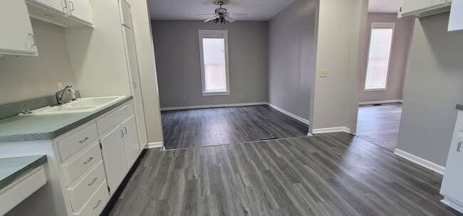 Photo - 2703 Olive St Unidad 2703 Olive