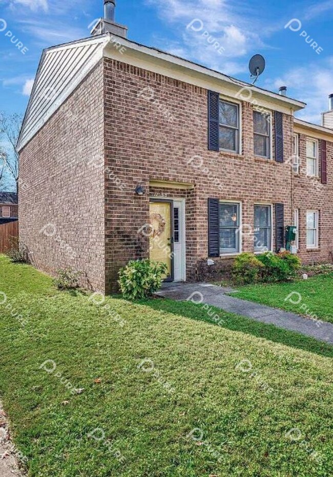 Photo - 11568 Jade Ln SE Townhome