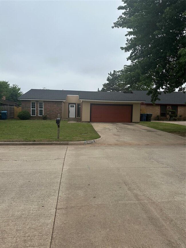 Photo - 1318 Alviola Ave