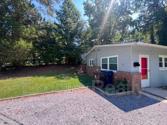 506 Maple Ave