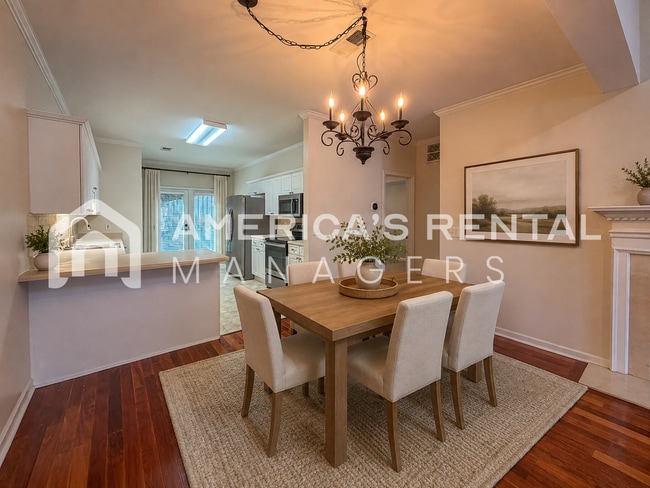 Photo - 3505 Savannah Park Ln